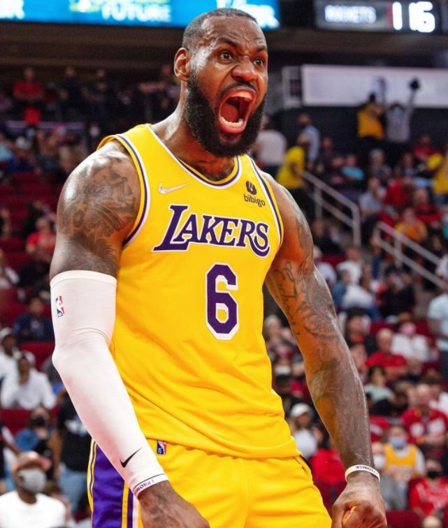 九游体育-关于蒂姆回归赛场，大胜首场状态亮眼，湖人观众沸腾！的信息